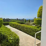 Apartment Sun Valley Nature Escape By Holidaykeys Krini
